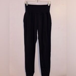 Athlete Salutation Highrise Jogger, Black, Size- Small Tall